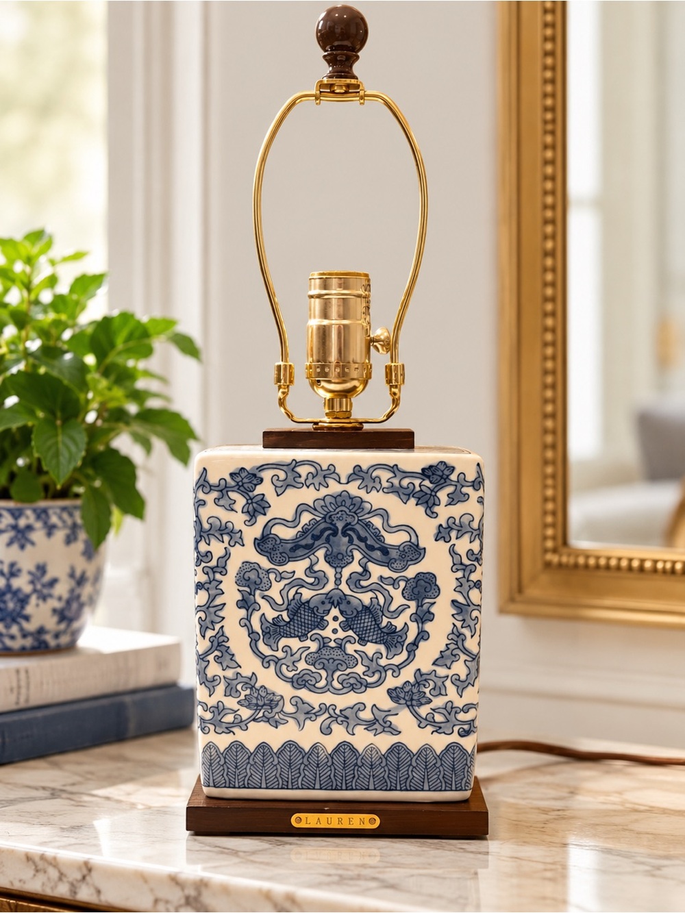 LAUREN RALPH LAUREN Blue White Chinoiserie Koi Fish Porcelain Table Lamp